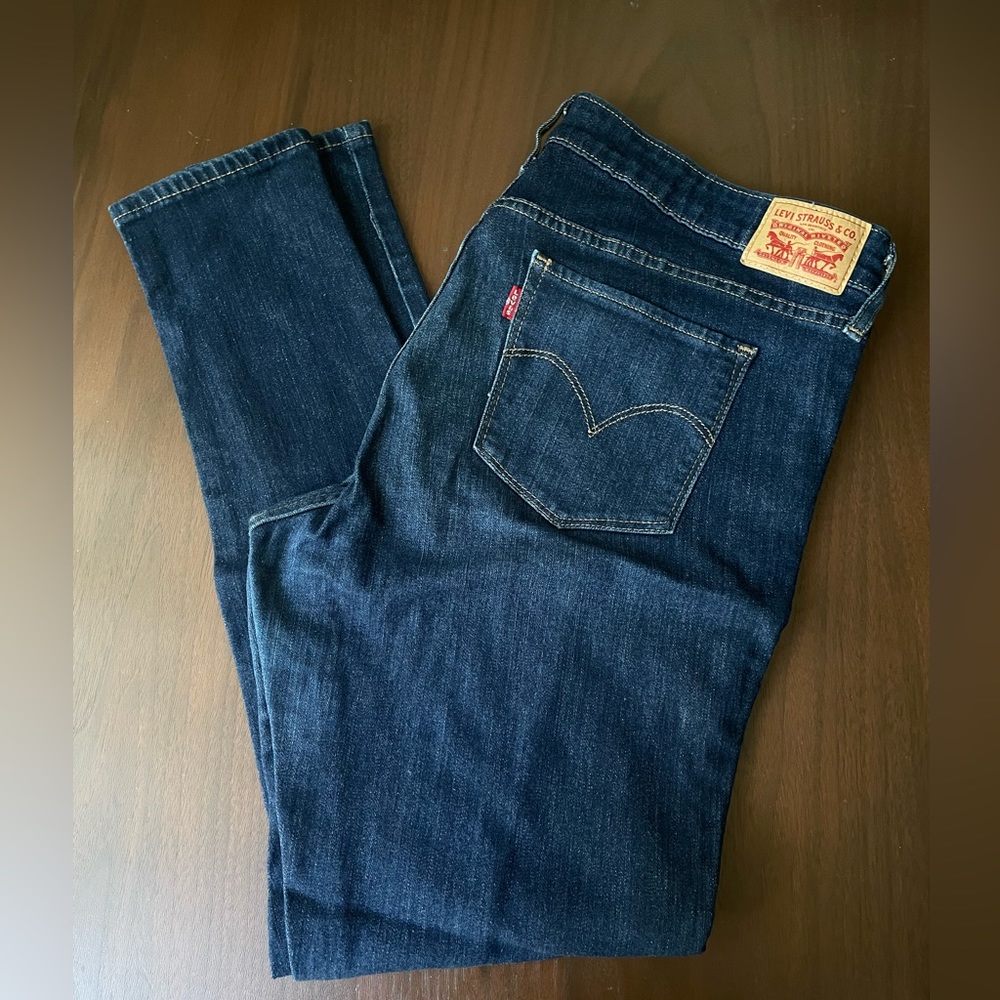 711 skinny Levi’s jeans